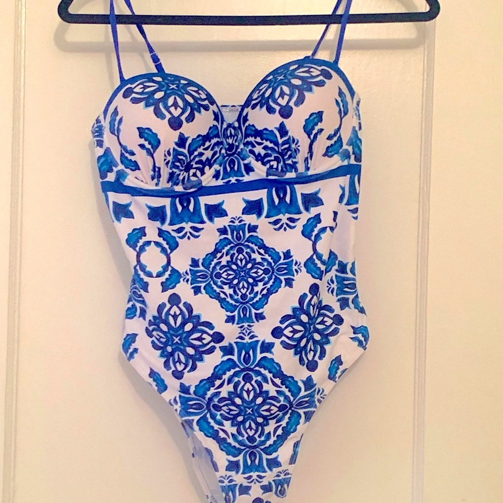BNNT size Large Swimsuit